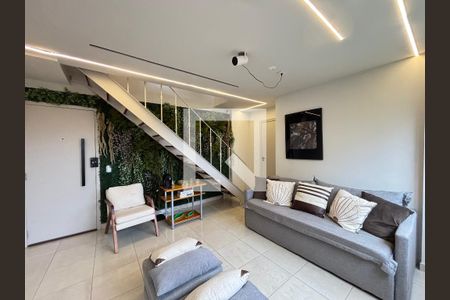 Sala de apartamento para alugar com 2 quartos, 100m² em Laranjeiras, Rio de Janeiro