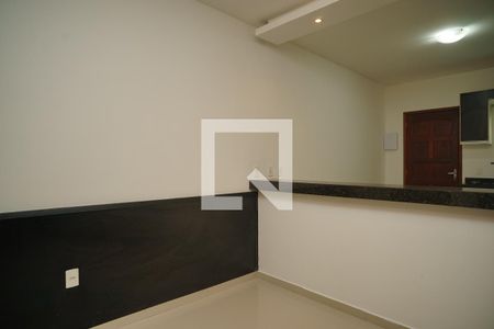 Quarto de kitnet/studio para alugar com 1 quarto, 33m² em Engenho do Mato, Niterói