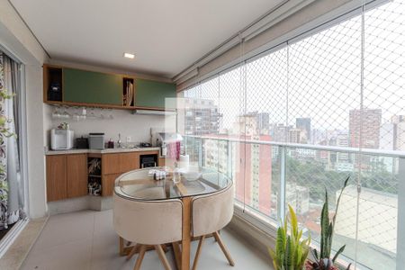 Sacada de apartamento à venda com 2 quartos, 64m² em Bela Vista, São Paulo
