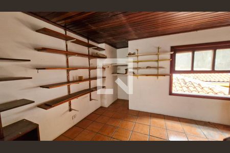 Casa à venda com 5 quartos, 257m² em Jardim Prudência, São Paulo