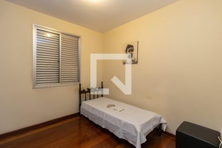 Quarto 1 de apartamento à venda com 5 quartos, 250m² em Ouro Preto, Belo Horizonte
