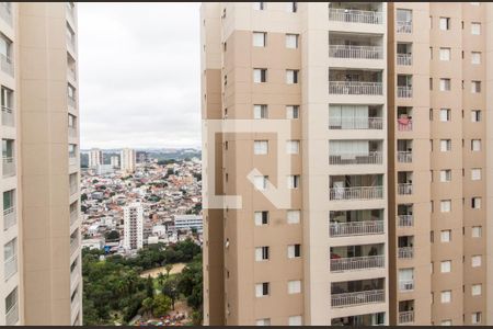 Vista da Sala de apartamento à venda com 2 quartos, 85m² em Jardim Tupanci, Barueri