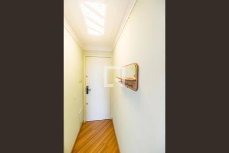 Entrada de apartamento à venda com 2 quartos, 85m² em Jardim Tupanci, Barueri