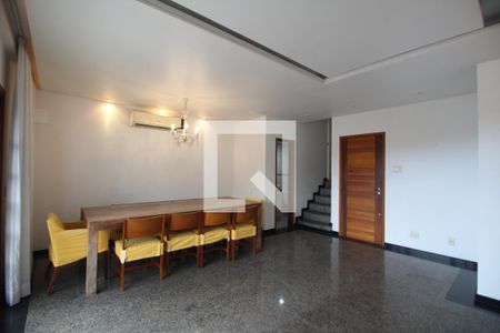 Sala de casa à venda com 4 quartos, 125m² em Freguesia (jacarepaguá), Rio de Janeiro