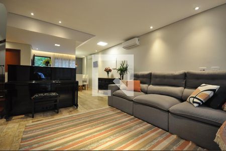 Sala de casa de condomínio à venda com 3 quartos, 110m² em Vila Nova Mazzei, São Paulo
