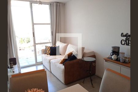 Apartamento à venda com 3 quartos, 60m² em Jardim Belaura, São Paulo