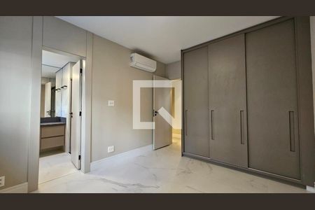 Apartamento à venda com 3 quartos, 158m² em Vila Nova Conceição, São Paulo