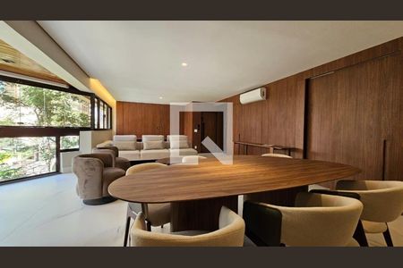 Apartamento à venda com 3 quartos, 158m² em Vila Nova Conceição, São Paulo