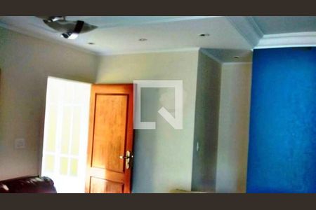 Casa à venda com 3 quartos, 276m² em Vila Prudente, São Paulo