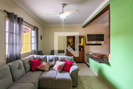 Sala de casa para alugar com 3 quartos, 125m² em Vila Caiçara, Praia Grande