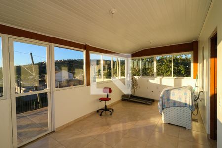 Sala 2 de casa à venda com 4 quartos, 200m² em Cavalhada, Porto Alegre