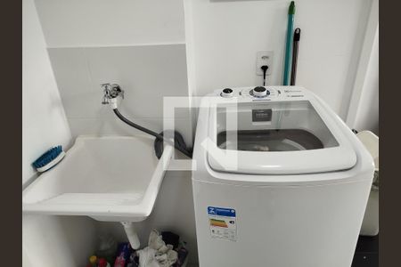 Cozinha com e área de serviço de kitnet/studio à venda com 1 quarto, 27m² em Guaiauna, São Paulo