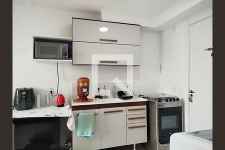 Cozinha com e área de serviço de kitnet/studio à venda com 1 quarto, 27m² em Guaiauna, São Paulo