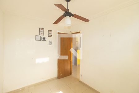 Quarto 1 de apartamento para alugar com 2 quartos, 48m² em Santa Cruz, Rio de Janeiro