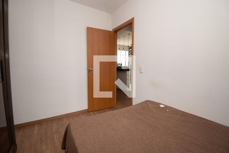 Quarto 1 de apartamento para alugar com 2 quartos, 45m² em Vale das Amendoeiras, Contagem