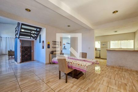 Casa para alugar com 3 quartos, 617m² em Parque Enseada, Guarujá