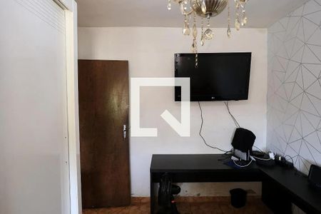 Sala de casa à venda com 3 quartos, 180m² em São Marcos, Belo Horizonte