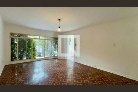 Sala de casa à venda com 3 quartos, 206m² em Vila Madalena, São Paulo