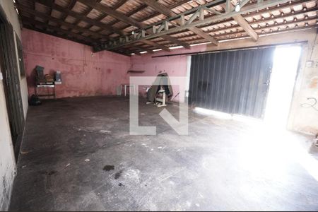 Casa à venda com 3 quartos, 300m² em Residenical Barrrovento , Goiânia