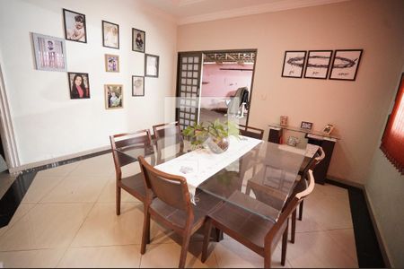 Casa à venda com 3 quartos, 300m² em Residenical Barrrovento , Goiânia