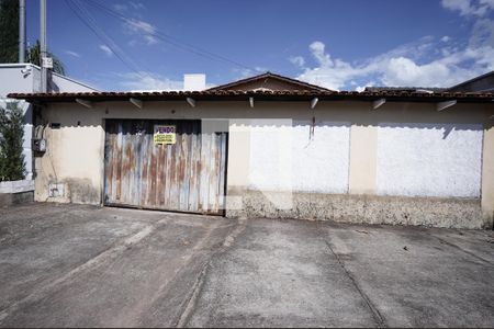 Casa à venda com 3 quartos, 300m² em Residenical Barrrovento , Goiânia