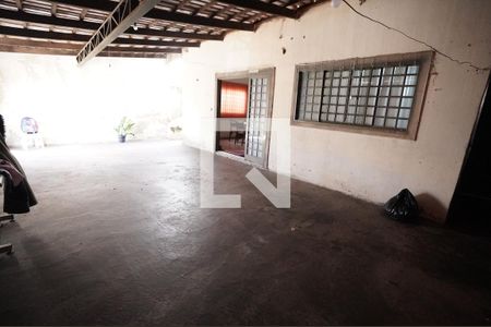Casa à venda com 3 quartos, 300m² em Residenical Barrrovento , Goiânia