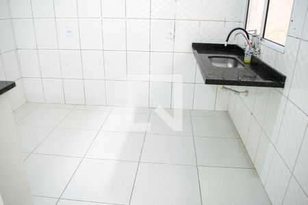 Casa à venda com 3 quartos, 102m² em Vila Carrão, São Paulo