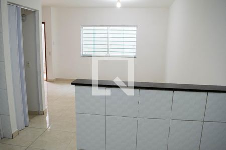 Casa à venda com 3 quartos, 102m² em Vila Carrão, São Paulo