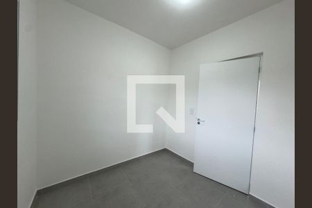 Quarto 1 de apartamento para alugar com 2 quartos, 40m² em Santo Antônio, Osasco