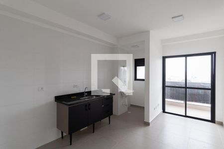 Sala e Cozinha de apartamento para alugar com 2 quartos, 65m² em Parada Xv de Novembro, São Paulo