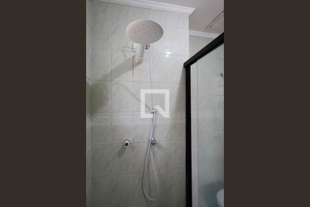 Banheiro da Suíte 1 de casa para alugar com 2 quartos, 120m² em Parque Vitoria, São Paulo