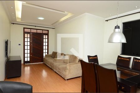 Sala de casa à venda com 4 quartos, 167m² em Eldorado, Contagem