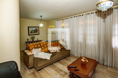 Casa à venda com 4 quartos, 350m² em Santa Amelia, Belo Horizonte