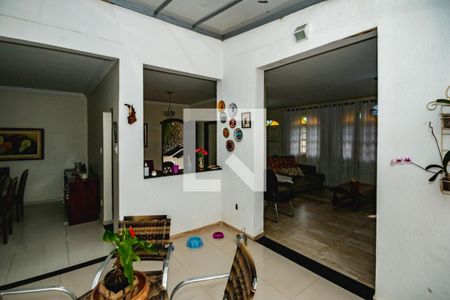 Casa à venda com 4 quartos, 350m² em Santa Amelia, Belo Horizonte
