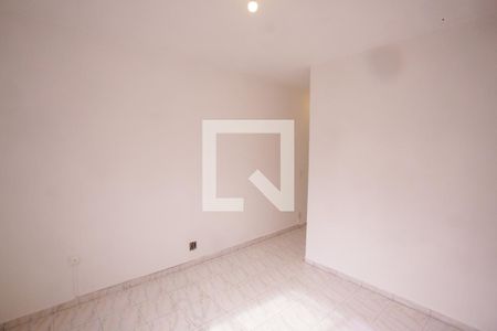 Quarto 1 de apartamento à venda com 2 quartos, 60m² em Taquara, Rio de Janeiro