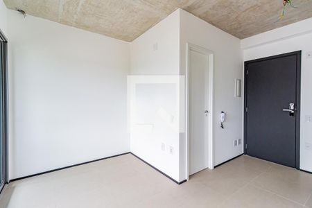 Sala/Quarto de kitnet/studio à venda com 1 quarto, 22m² em Santo Amaro, São Paulo