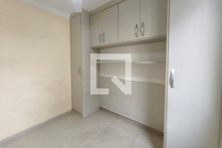 Quarto 2 de apartamento para alugar com 2 quartos, 45m² em Vila Marieta, Campinas