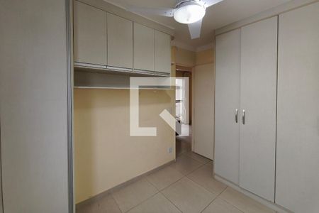 Quarto 1 de apartamento para alugar com 2 quartos, 45m² em Vila Marieta, Campinas