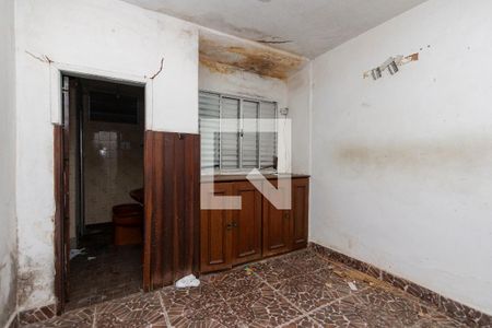Suíte de casa à venda com 6 quartos, 300m² em Jardim Casablanca, São Paulo