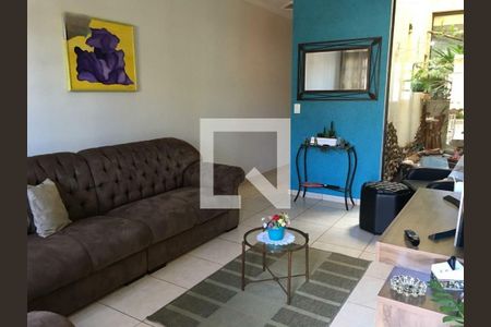 Casa à venda com 3 quartos, 141m² em Vila Matilde, São Paulo