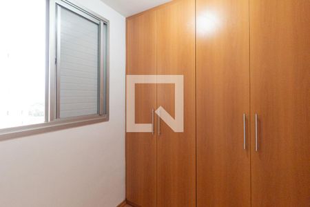 Quarto 2 de apartamento para alugar com 3 quartos, 65m² em Continental, Osasco