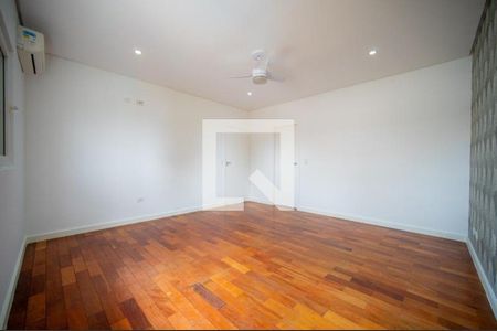 Foto 11 de casa de condomínio à venda com 4 quartos, 422m² em Residencial Morada dos Lagos, Barueri