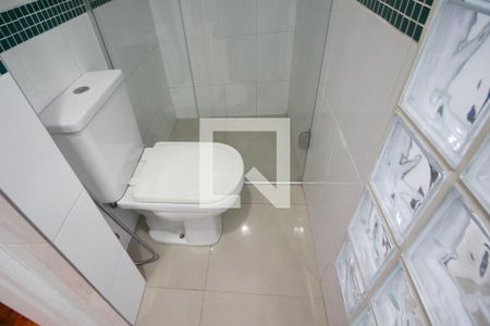 Banheiro da Suíte  de apartamento para alugar com 2 quartos, 81m² em Vila Nova Conceição, São Paulo