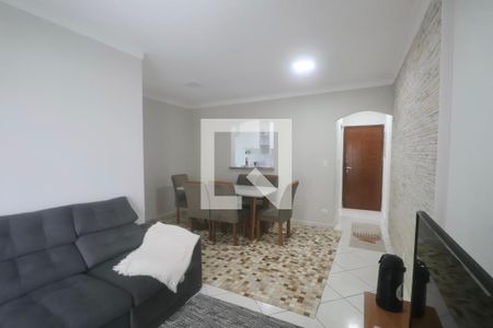 Sala de apartamento para alugar com 3 quartos, 89m² em Jardim Las Palmas, Guarujá