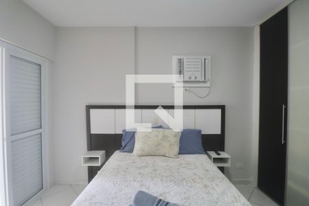 Suíte de apartamento para alugar com 3 quartos, 89m² em Jardim Las Palmas, Guarujá