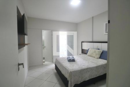 Suíte de apartamento para alugar com 3 quartos, 89m² em Jardim Las Palmas, Guarujá