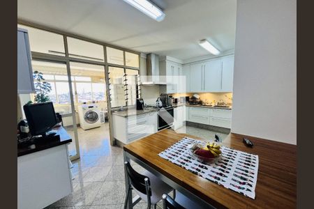 Cozinha de apartamento à venda com 3 quartos, 210m² em Jardim, Santo André
