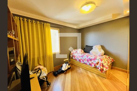 Quarto de apartamento à venda com 3 quartos, 210m² em Jardim, Santo André