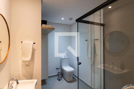 Banheiro de kitnet/studio à venda com 1 quarto, 24m² em Perdizes, São Paulo