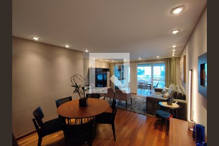 Sala de apartamento à venda com 2 quartos, 101m² em Vila Gumercindo, São Paulo